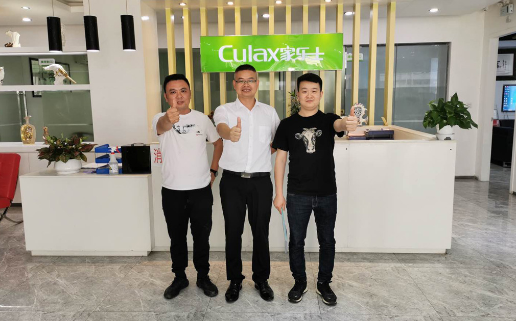 家樂(lè)事5S凈水器專業(yè)團(tuán)隊(duì)征服客戶，選做凈水器就是選好產(chǎn)品選好團(tuán)隊(duì) 